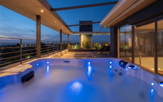 ELLINIKO LUXURY MAISONETTE