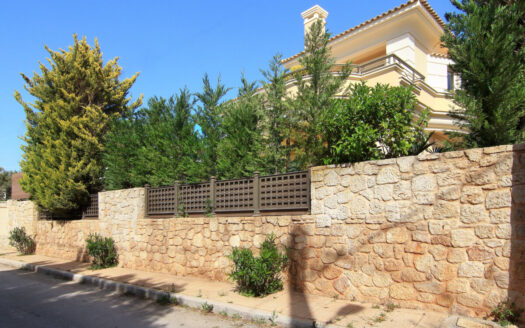 Varkiza villa sabia