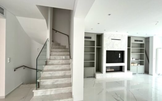 ELLINIKO LUXURY MAISONETTE
