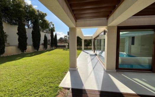 ELLINIKO LUXURY APARTMENT