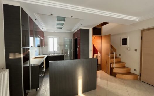 MAISONETTE -ANO GLYFADA