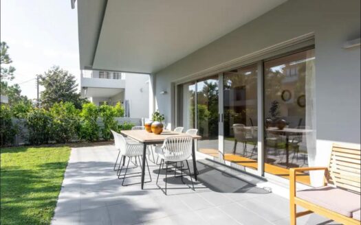 GOLF APARTMENT WITH PRIVATE GARDEN&POOL