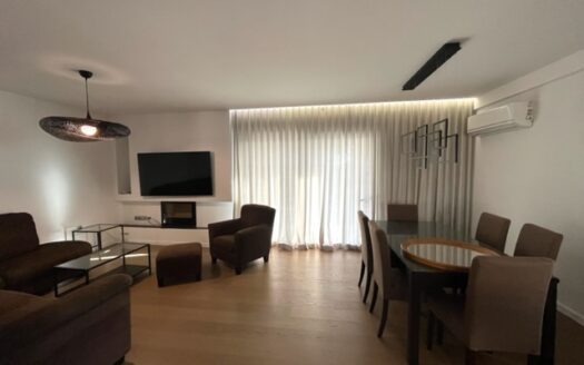 GLYFADA- CENTER