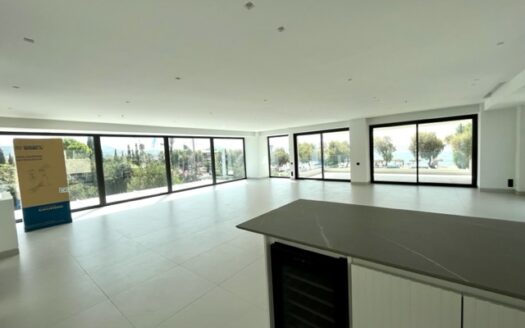 VOULA – 3 LEVEL GROUND FLOOR RESIDENCE