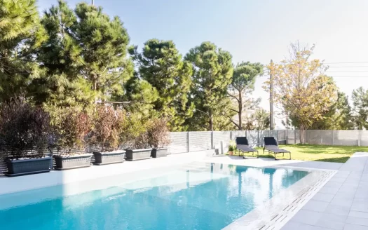 GOLF APARTMENT WITH PRIVATE GARDEN&POOL