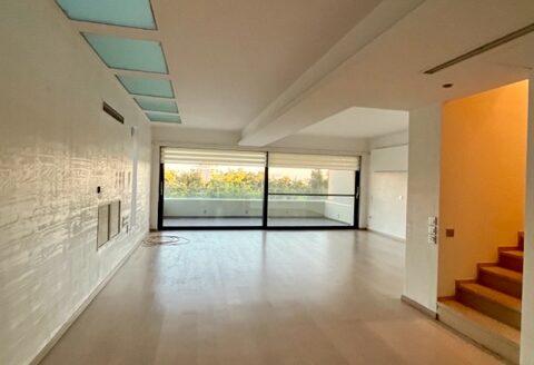 3 level residence-golf