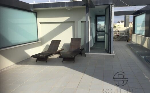 4 level residence-golf