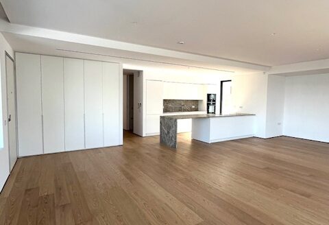 SINGLE LEVEL RESIDENCE A+