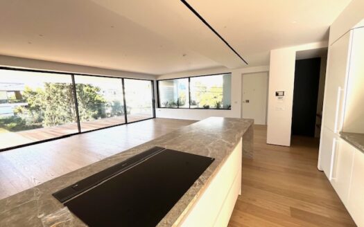 SINGLE LEVEL RESIDENCE A+