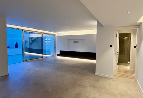 GLYFADA -SEA VIEW APARTMENT
