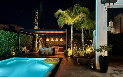 VARI -LUXURY VILLA