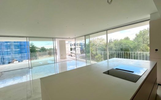 GLYFADA -GOLF LUXURY APARTMENT