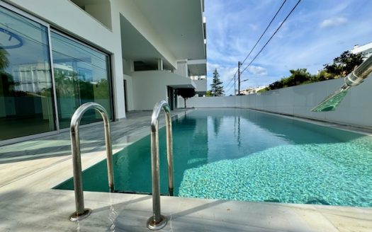VOULA 3-LEVEL  GROUND FLOOR RESIDENCE