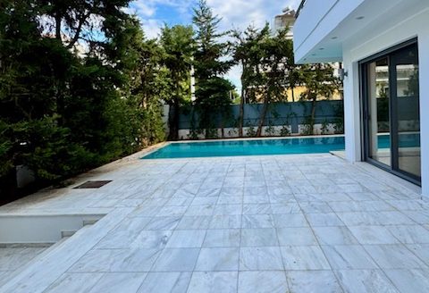 2 LEVEL- LUXURΥ RESIDENCE GLYFADA CENTER