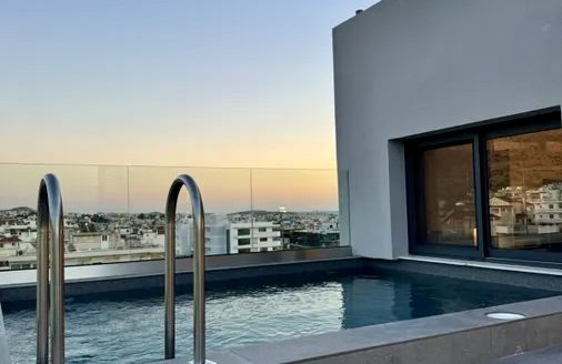GLYFADA- 2 LEVEL MAISONETTE