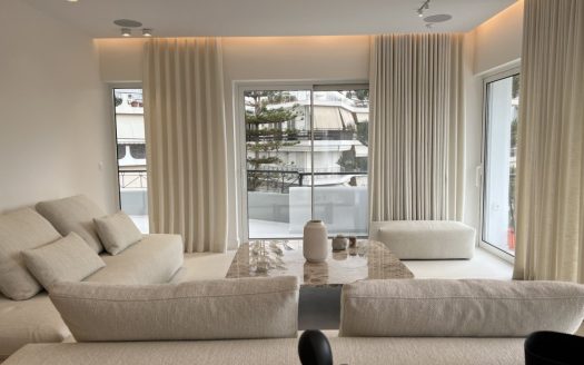 GLYFADA GOLF LUXURY FURNISHED APARTMENT