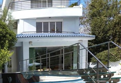 GOLF -LUXURY VILLA FOR RENT