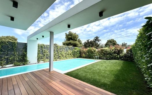 ELLINIKO-LUXURY MAISONETTE
