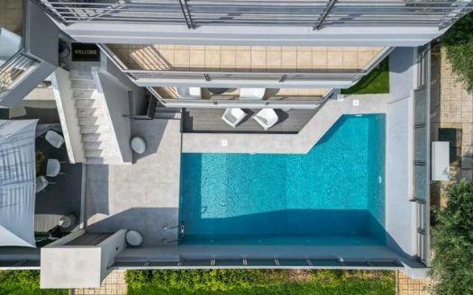 GLYFADA -GOLF 3 LEVEL RESIDENCE WITH PRIVATE GARDEN &POOL