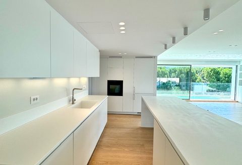 VOULA CENTER -LUXURY APARTMENT