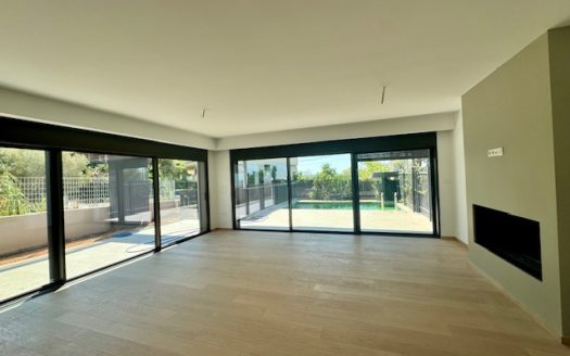VOULA – 2 LEVEL LUXURY MAISONETTE A+