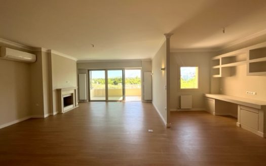 GLYFADA CENTER -LUXURY APARTMENT WITH VIEW!!!!