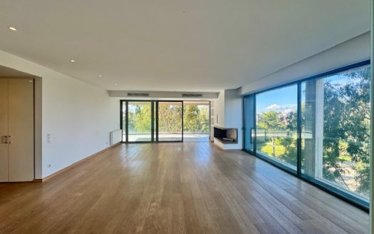 ELLINIKO-SINGLE LEVEL RESIDENCE WITH AMAZING VIEW