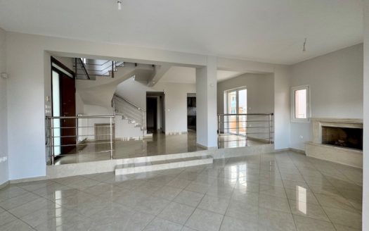 VOULA  KALYMNIOTIKA -2 LEVEL MAISONETTE