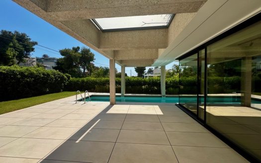 GLYFADA GOLF -2 LEVEL MAISONETTE
