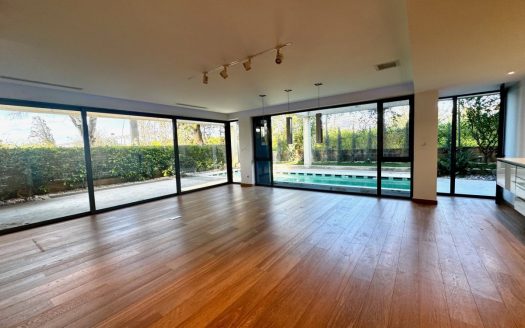 ELLINIKO -2 LEVEL MAISONETTE
