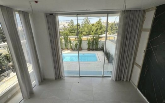 GLYFADA -CENTER LUXURY MAISONETTE A++