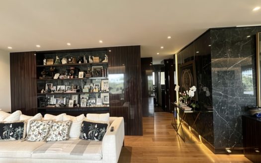 GOLF-APARTMENT  WITH UNOBSTRUCTED  VIEW