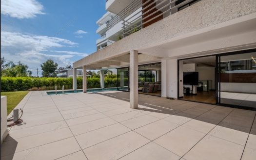 GLYFADA GOLF-2 LEVEL MAISONETTE