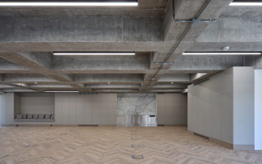 GLYFADA -LUXURY OFFICE SPACE